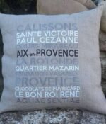 Coussin brodé en lin thème ville