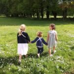 Les porte-poupées permettent de longues promenades dans la campagne.