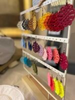 Boucles d'oreilles brodées interchangeables – Image 11